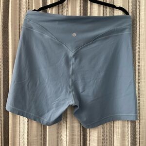 Lululemon Align Curve Seam shorts